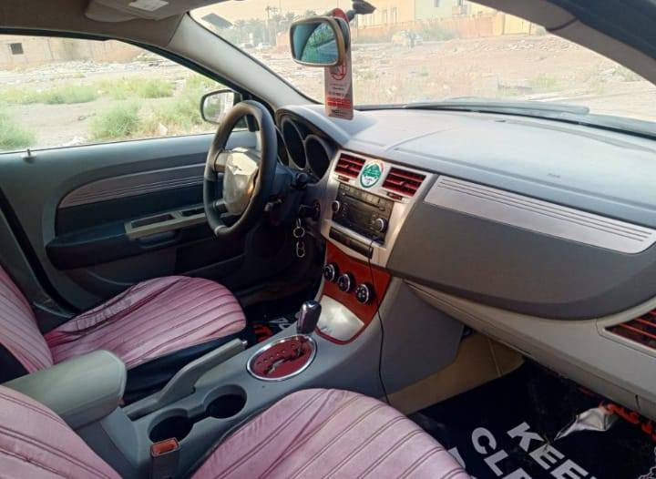 السلام عليكم سياره للبيع سي 200 مديل 2008 محرك جديد خير من الله ميكانيك كله جديد صبغ عام للجماليه تخم تاير صدر جديد كلشي بيهه جديد رقم بغداد انكليزي بسمي ثاني يوم تحويل السعر 57 بيها مجال للطيبين مكاني بغداد ***********
