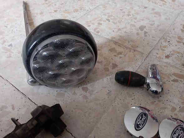 السلام عليكم ورحمة الله
من رخصة الادمن غراض فورد تورس ١٩ ويرهم اكسبلور
حساسات تأيرات تخم ١٥٠ الف مال موديل ١٩
حساسات صالصنة كلهن شغالات موديل ١٩ الحساس ٣٠ الف
كفر ويل ١٠ الف تخم
كشاف بوليسي ١٠٠ الف 
كيج طولفة بانزين ١٥ الف
حساس دبة بريك ١٠ الف
جوزة تشغيل بوليسي ٢٥ الف
الي يريدهن يتواصل على الرقم ***********
مكاني حلة
