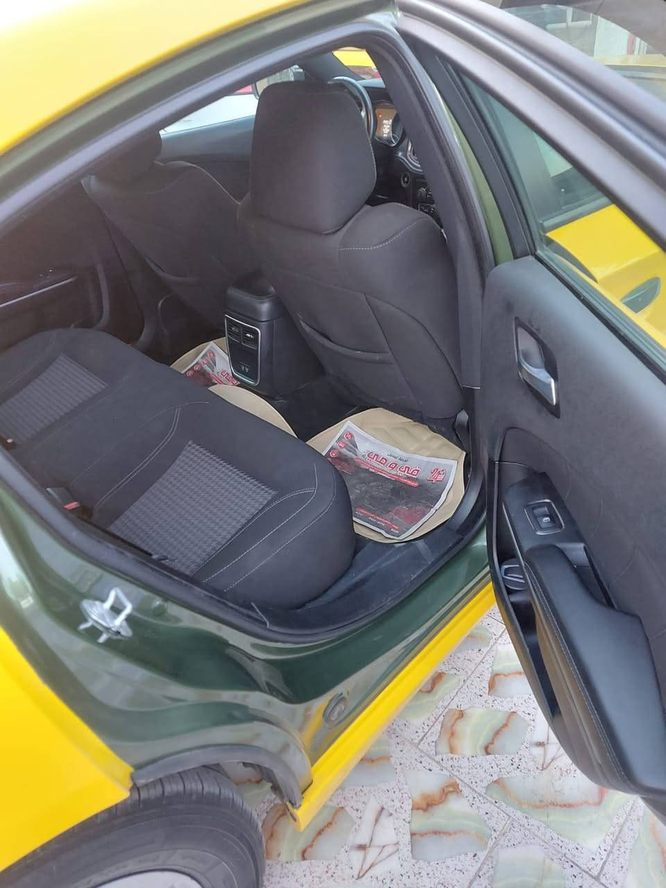 سلام عليكم جارجر 2023 اصل سياره ضربه خفيفه خارجيه بدون ارباك رقم الهاتف ***********
