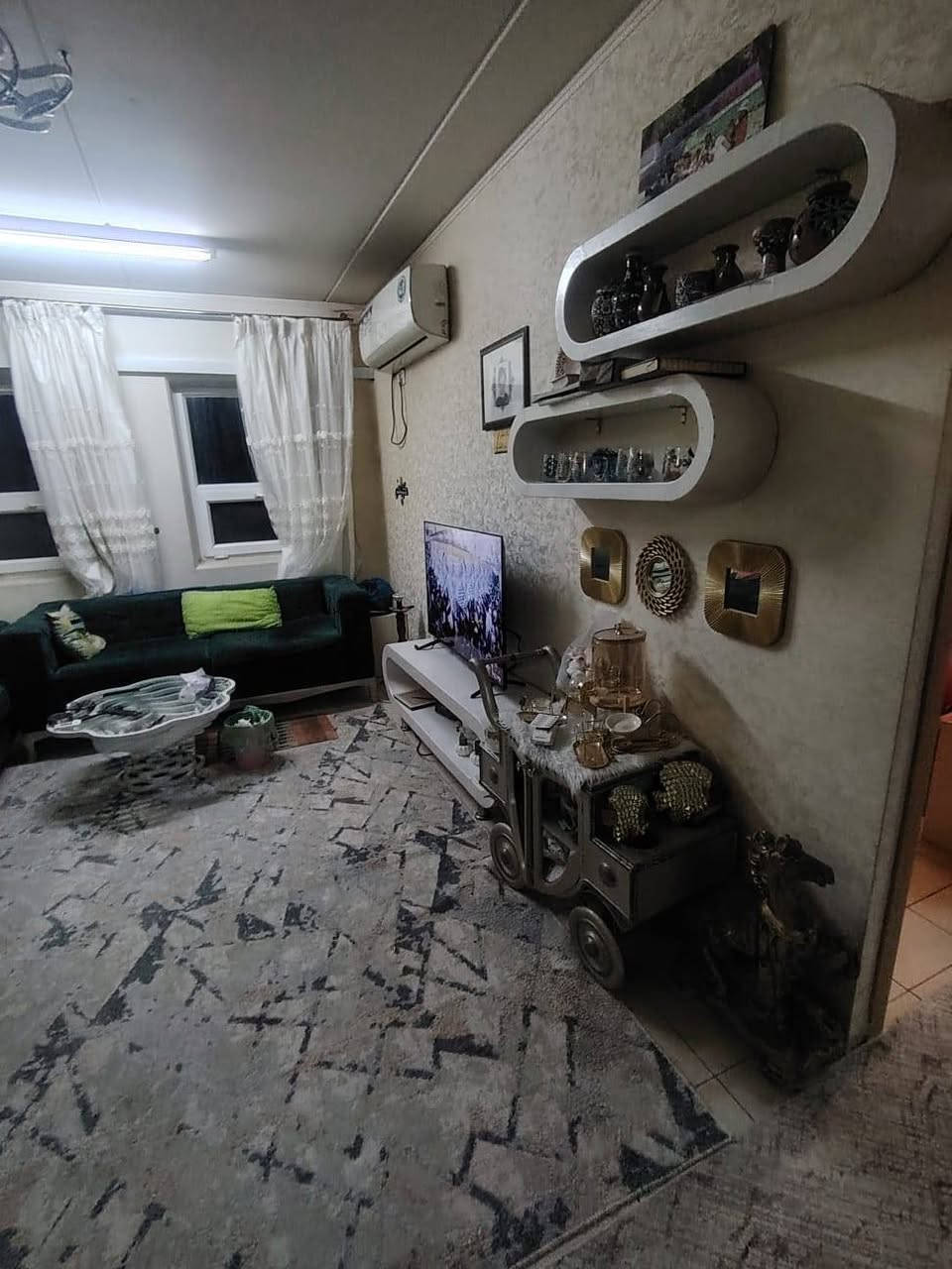 للبيع شقه مساحه 100m غربي A8
طابق ٧ استلام مباشر
مدفوعة الثمن
تحويلها ٥٠٠
سعر البيع ١١٤
***********
