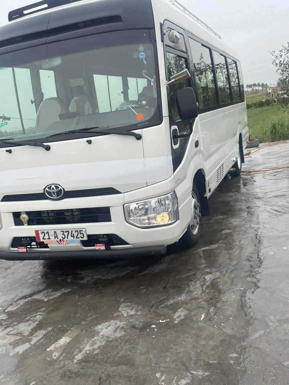 السلام عليكم  للبيع كوستر م 2018 سياره جاهزه تخم تاير جديد صدر جديد كشن ستاركس  سيبايه درع جاهزه للأخير.
م بغداد 
‏‪***********‬‏
