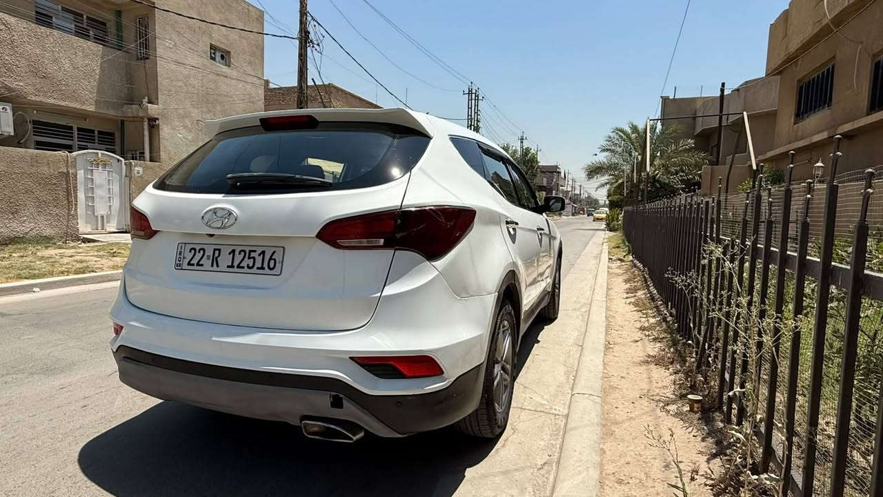 سنتافيا ٢٠١٨ الشكل الجديد رقم اربيل دولي  سنويه هزه جديد بأسمي تحويل وكاله جااهز  محرك ٢٤٠٠ شاشه كبيرا كامرا دواره تبريد امامي خلفي فوول تحكمات ثلاثه انظمه قياده مثبت سرعه يدات نيكل كير محرك صدر تبريد جاهز حادثها جاملغ خلفي وقطعتين كلير بدون دواخل بدون لغود بدون شواصي ايرباك سليم . السعر  129 للاتصال ***********
