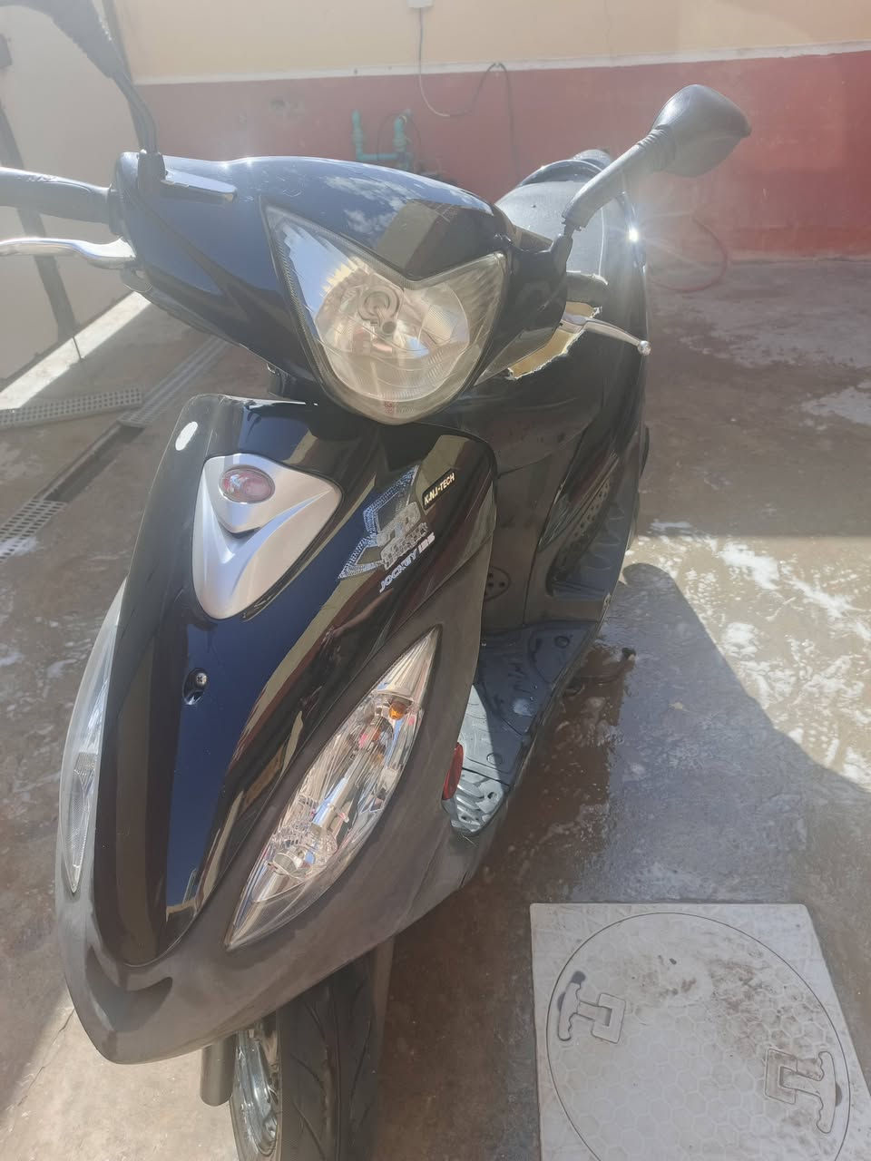 سلام عليكم كامكوv2 للبيع دراجة نوزل رمبة اكفلك ياهة من كلشي مكينة خرسة كفرات كلة مختم دبلات كاملة من كلشي  وجديدة كهربائيات كلهة شغالة الدراجة يحتاجلهة بس دوشمة نوزل وفيت بم وجويتر كلة جديد وعل فحص وتجي تفحص برغي برغي اذا بيهة نقص تاخذهة وتروح السعر خاص للتواصل***********
مكاني بغداد
