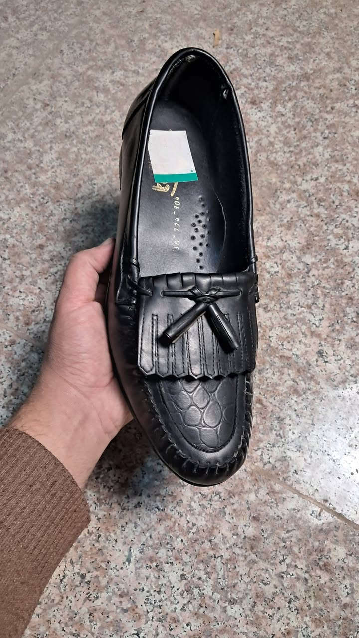 لوفر قياس 43 ونص جلد أصلي باله أوربي 
نظافه اخو الجديد 
خدمة توصيل لجميع 🚕محافظات العراق


**إذا كنت صاحب هذا الإعلان وتريد حذفه لأي سبب، رجاءا أرسل رسالة إلى الدعم الفني**