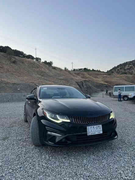 السلام عليكم كيا اوبتما 2020 وارد امريكي S فول مواصفات ماعدا البانوراما حادثها جاملغ وبنيد  ماشيه 75 نظيفه السعر ١٤٧ وبيها مجال بسيط رقم بغداد باسمي ***********
