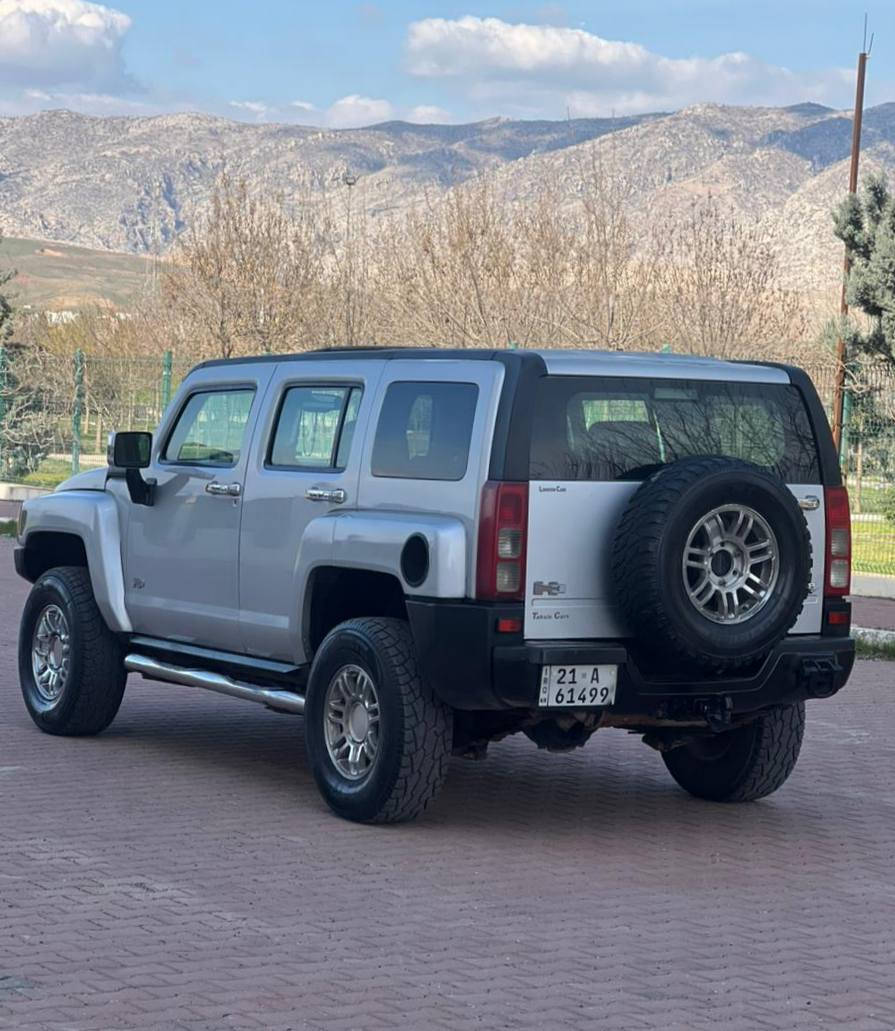 للبیع او مراوسة برقم شمالي فقط
رقم الهاتف : ***********
رقم بي واتساب : ***********
سعر البیع : 105 ورقە ومجال
علیها غرامات : 140 الف ینزل من السعر
همر H3 مودیل 2008 وارد خليجي فول فول مواصفات 1\1 سيارة ماشيه 260 الف كم سياره كير مكينه حداديه تخم تاير جديد 1 قطعە  صبغ فقط بدون دواخل  بدون ایرباك مكينه 5 سلندر مرغوب حجم 3700 سیارە جاهزە بدون مصرف 
رقم و سنویە  جديد تحويل ثاني يوم
مکان السیارە قظاء عقرة بين اربيل و دهوك اكر, نينوى
