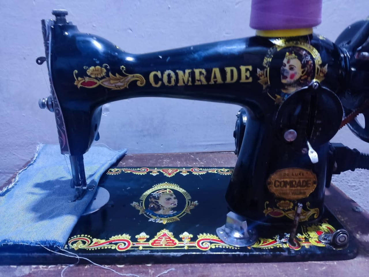 مكينه فراشه بدون ميز بغداد الحرية التواصل خاص سعر ٥٠على الفحص تخيطين بيه يلا تاخذينه  من القديمات


**إذا كنت صاحب هذا الإعلان وتريد حذفه لأي سبب، رجاءا أرسل رسالة إلى الدعم الفني**