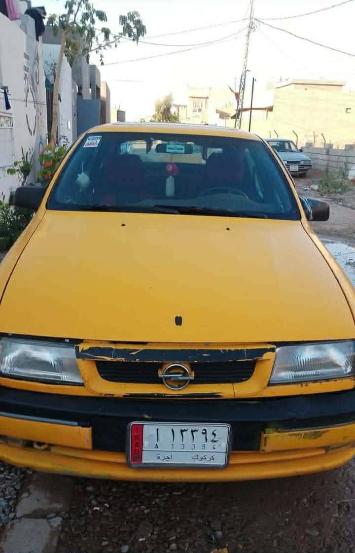 السلام عليكم اوبل فكترا محرك 18 صدر نظيف تايرات نظيفه سياره جاهزه وبيها دفتر بانزين رايدها ب 32 وبيها مجال بسيط ***********
