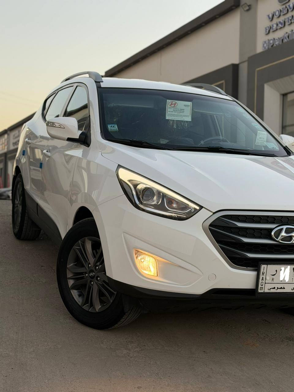 سلام عليكم

توكسن للبيع او مراوس

موديل 2014 شكل ال 2015

بجم سنتافي السياره جديده بمعنه الكلمه
السياره فول عدا الفتحه بدون بارد بدون حادث
كلين السياره سبير مانازل لايت ابو الحاجب
ماشيه 68 الف كيلو سويجها الثاني بعدو بلنايلون  محرك وكير شرط مامفتوح السياره بعدها بلكارتون
رقم نينوى شرط التحويل
للستفسار عن السعر الاتصال بلرقم
***********
*********** موصل, نينوى
