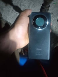 براوس ايفون 12 او 11 برو ماكس او 13 عادي العده يجي واتساب 07876388115