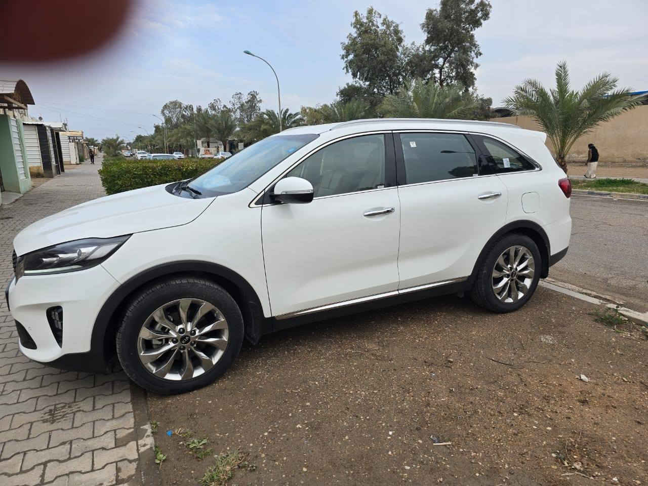 سلام عليكم سورنتو ٢٠ خليجي مكفول كفاله عامه شرط كير محرك مكفول مكينه ٦ سلندر صدر أمامي خلفي جديد تبريد ٣ قطع حساس أمامي وخلفي رادار  بصمه ويل ١٩ نضام اقتصاد كشن كهربائي شاشه مانع انزلاق نقطه عميه سياره كلش نضيقه مالت بيت بسمي تحويل ثاني يوم سعر ٢٦٥ بيه مجال *********** واتساب
***********
