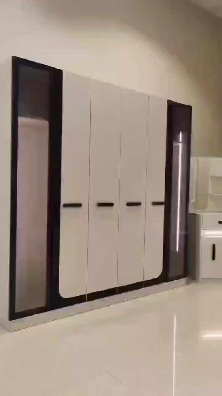 غرفه تركيه للبيع جديده ما صالي شهر من جبته معه كومدي ما بين بل تصوير يعني ويه كنتور ٨ بيبان
للتواصل ***********
