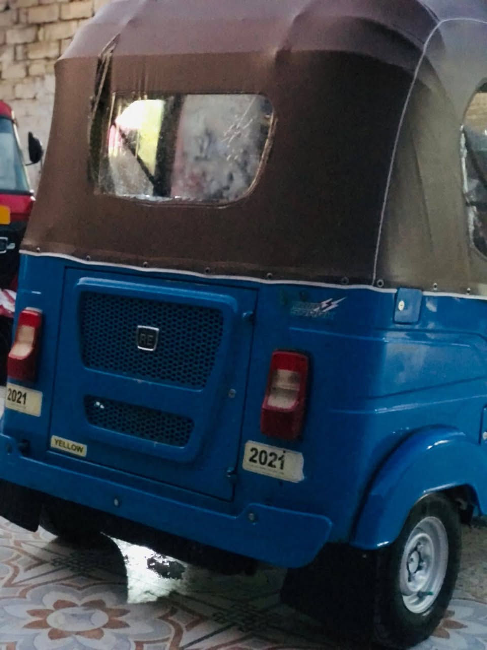 تكتك للبيع اوراق وكيله شاكر موديل 2022شهر 6 كشره مكفوله ماعد لدوس ما معمره لسعر 6ملاين ونص وبيه مجال حك لجيه مكلف بل نشر هذا رقم راعيه ‏‪***********‬‏ بيك خير وتدلل
