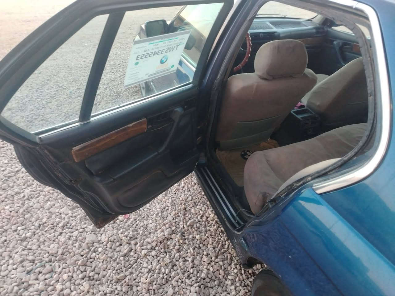 سياره للبيع فول مواصفات كلشي شغال بيه المكين گدام بل فيديو تحويل ثاني يوم مستعجل على بيعته ***********
