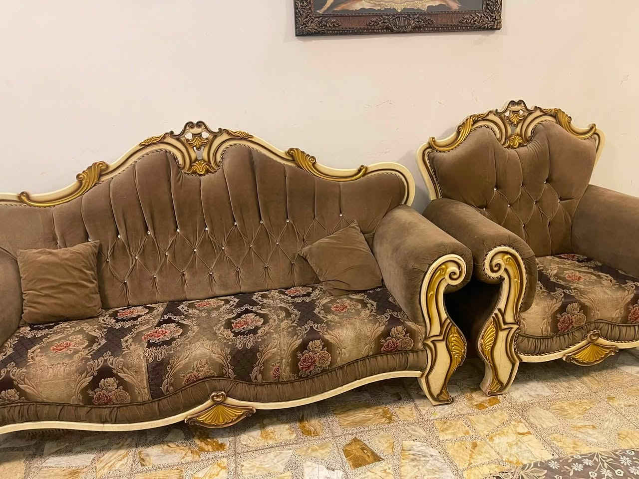 تخم  للبيع  عشر مقاعد عنوان الأعلام شارع يمامة سعره ٣٥٠


**إذا كنت صاحب هذا الإعلان وتريد حذفه لأي سبب، رجاءا أرسل رسالة إلى الدعم الفني**