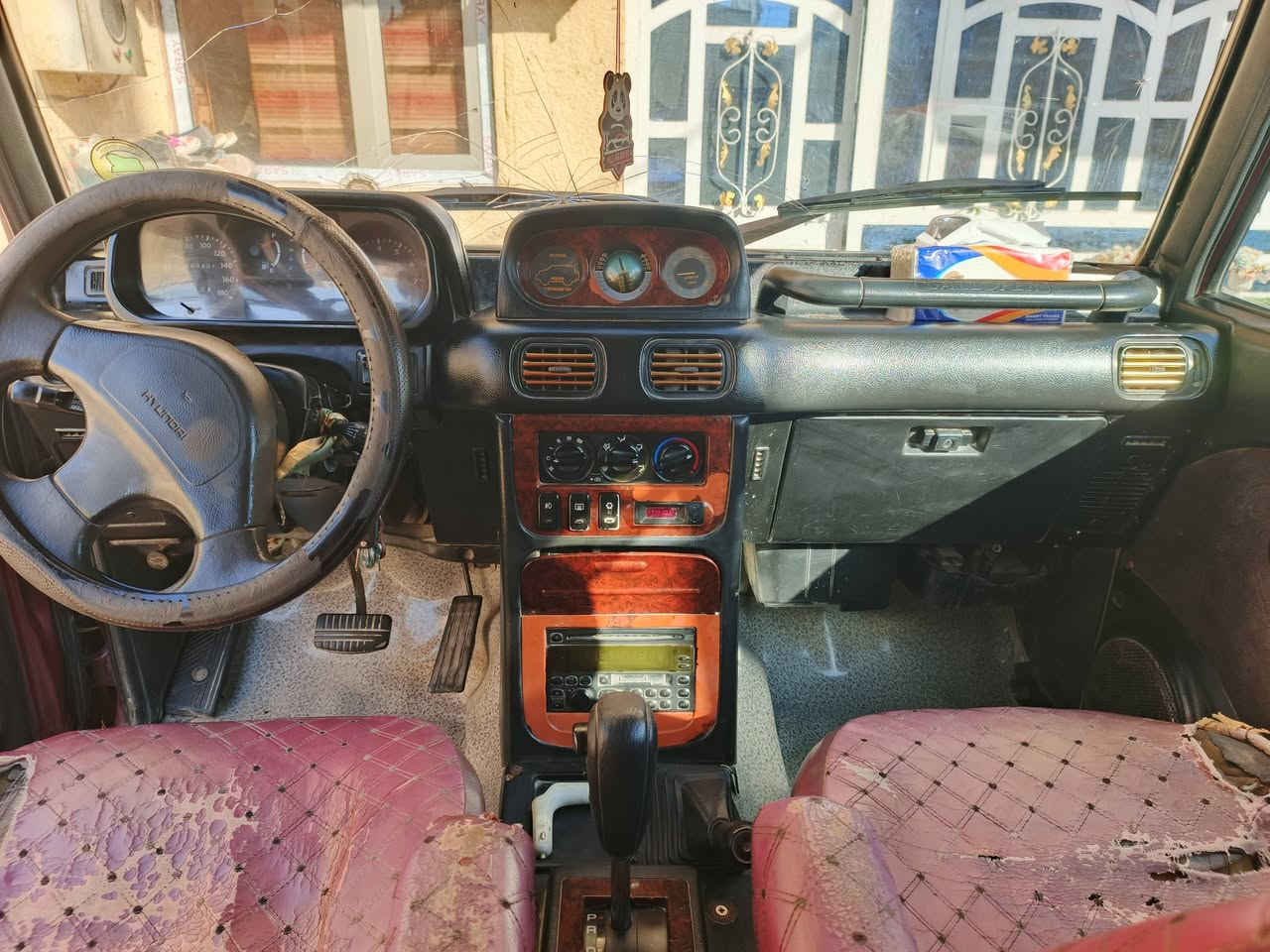 السلام عليكم كالوبر للبيع موديل 1999 سبعه راكب كير اوتماتيك محركها لبلادي سياره بانزين مكينه بيها خيط بخار
تخم تاير العنوان بغداد سعر 50وبيها مجال اي استفسار ***********
