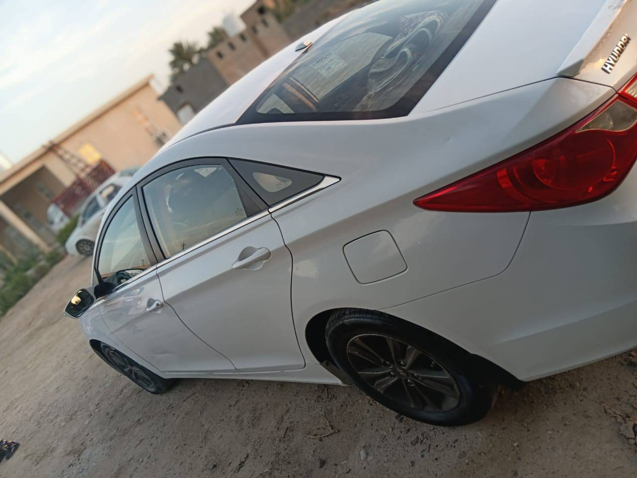 السلام عليكم ورحمة الله وبركاته
سوناتا 2011خليجي 
محرك 2400
تبريد تدفئه شرط
تحكمات ستيرن 
محرك كير شرط 
صدر كامل شرط 
تايرات جديدة 
السيارة مكفوله من الدعاميه للدعامية
شرط لاصبغ ولاتبديل 
السيارة رقمها صلاح الدين دولي بأسمي شرط التحويل 
سنويه لل29
مكان السيارة تكريت قرية الزلاية قرب المدخل 
السعر اتصل وتدلل. 

رقم الهاتف ***********
