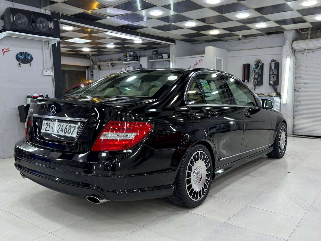 سلام عليكم مارسدس بنز موديل 2010 حجم C300 محرك 350 محرك وكير بشرط سياره فول فول مواصفات كشنات امامي كهربائي جلد تدفئه سلايت مواصفاتها باقيه معروفه 4 تايرات باتري اسبوع مصاير شادهن صدر امامي خلفي جديد رقم سليمانيه شرط تحويل ثاني يوم سنويه جديده للا 2030 كلشي جاهز بسياره برغي مبيها نقص من دعاميه للدعاميه سياره بدون حادث شرط بيها 3 اماكن صغار صبغ بدون دواخل مكان كركوك سعر 128$ شراي يخابر ***********
