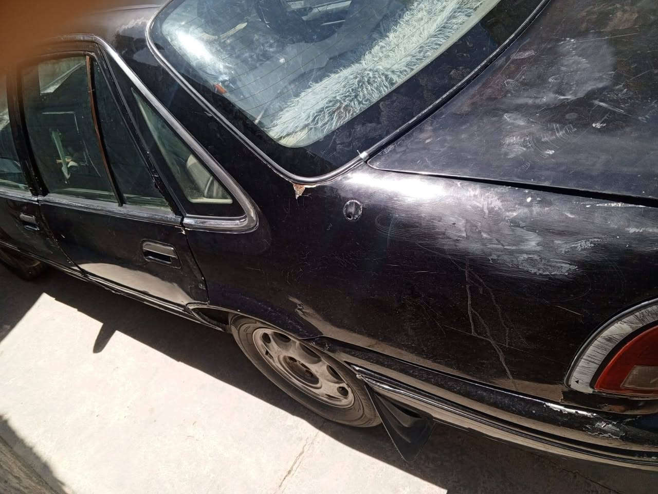 سلام عليكم برنس اوتماتيك موديل 95 رقم انبار بيع مستعجل وتحطيم الاسعار مكفولة من الصبغ كهربائياتها كلها شغالة ضفيرة نظيفة كير ومحرك خير من الله وشلعتها فول صدر نظيف حدادية نظيفة سنوية مشروع وطني تحويل شوكت ماتريد راعيها موجود على ضمانتي التحويل السعر 26 سعر سايبه وبيها مجال الاستفسار *********** او مراسلة الصفحة عل خاص مكان السيارة فلوجة ابيع نقدي وبالاقساط  حسب الاتفاق والمقدمة 10 ورقات
