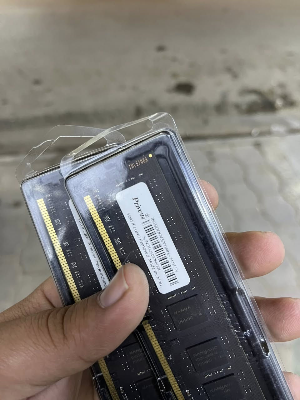 رام حاسبة حجم 16
قطعتين كل قطعة 16 ما مفتوحات ولا مفحوصات ولا مخليهن على pc الله يشهد 
ثنينهن ابيعهن على هل موجود خلي سعرك و نتفق


**إذا كنت صاحب هذا الإعلان وتريد حذفه لأي سبب، رجاءا أرسل رسالة إلى الدعم الفني**