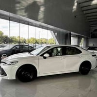 كامري ٢٠٢٠ • ٣٢ الف • بدون صبغ/تبديل