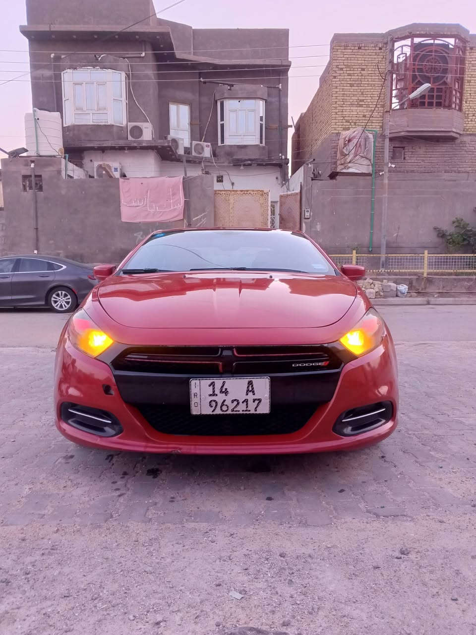 السلام عليكم 
دوج دارت موديل 2013
فول مواصفات فتحه تشغيل عن بعد مري كهربائي ويل عنكبوت تخم تاير جديد محرك 2.0 جديد لاتبخير ولاتنقيص ولا مفتوح اي حماوه ماكو 
كير جديد مامفتوح بلاد 
رقم بصره نكليزي باسمي سنويه وهزه جديد 
النواقص 
تبريد عاطل 
درايم شفت صفحه السايق بي طكطكه
السلف مرات يشكل الاوتوماتيك مالته 
سونار السياره موجود بلمنشور 
وصور حادث امريكه موجوده بلمنشور 
ممشه السياره 190 الف كيلو 
السياره حلوه وناعمه ونضيفه 
السعر 70 وبيه مجال قليل 
العنوان البصرة 
الرقم ***********
