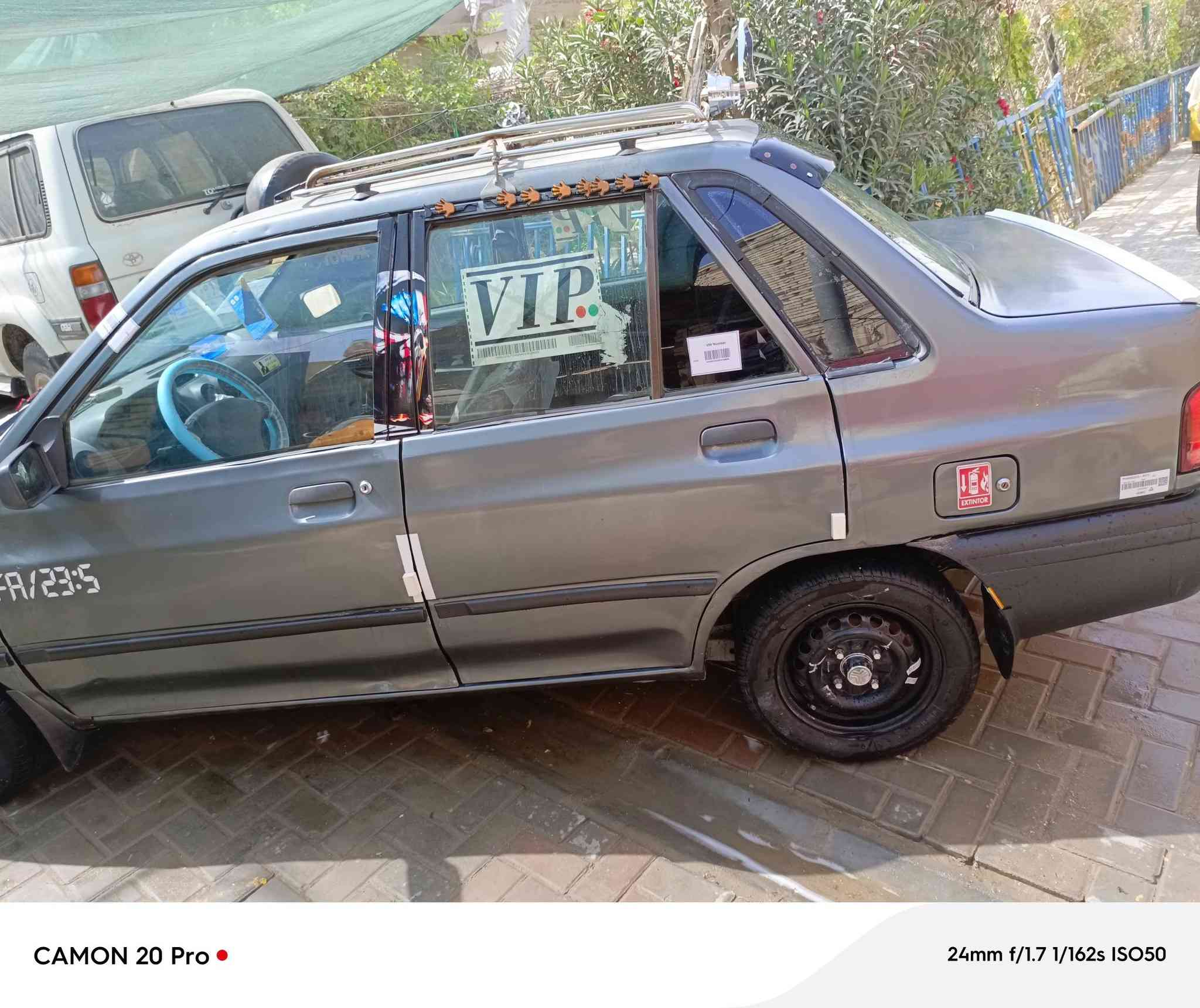 سلام عليكم اخوان سايبه مديل 12 جاهزه من ضربه وتبديل ومعجون بس بيهه اثر جراد وصابغه جماليه حزام سياره رقم نكليزي وجاهزه من كلشي كماليات دوشمه سوبايه ودركه وشاشه كلش حلوه سياره مناقصه كلشي مشط جديد بور جديد سياره حلوه مصفره غرامه رقم نكليزي قادسيه سعره 25 نتصل  مكاني ديوانيه حي العسكري ***********
