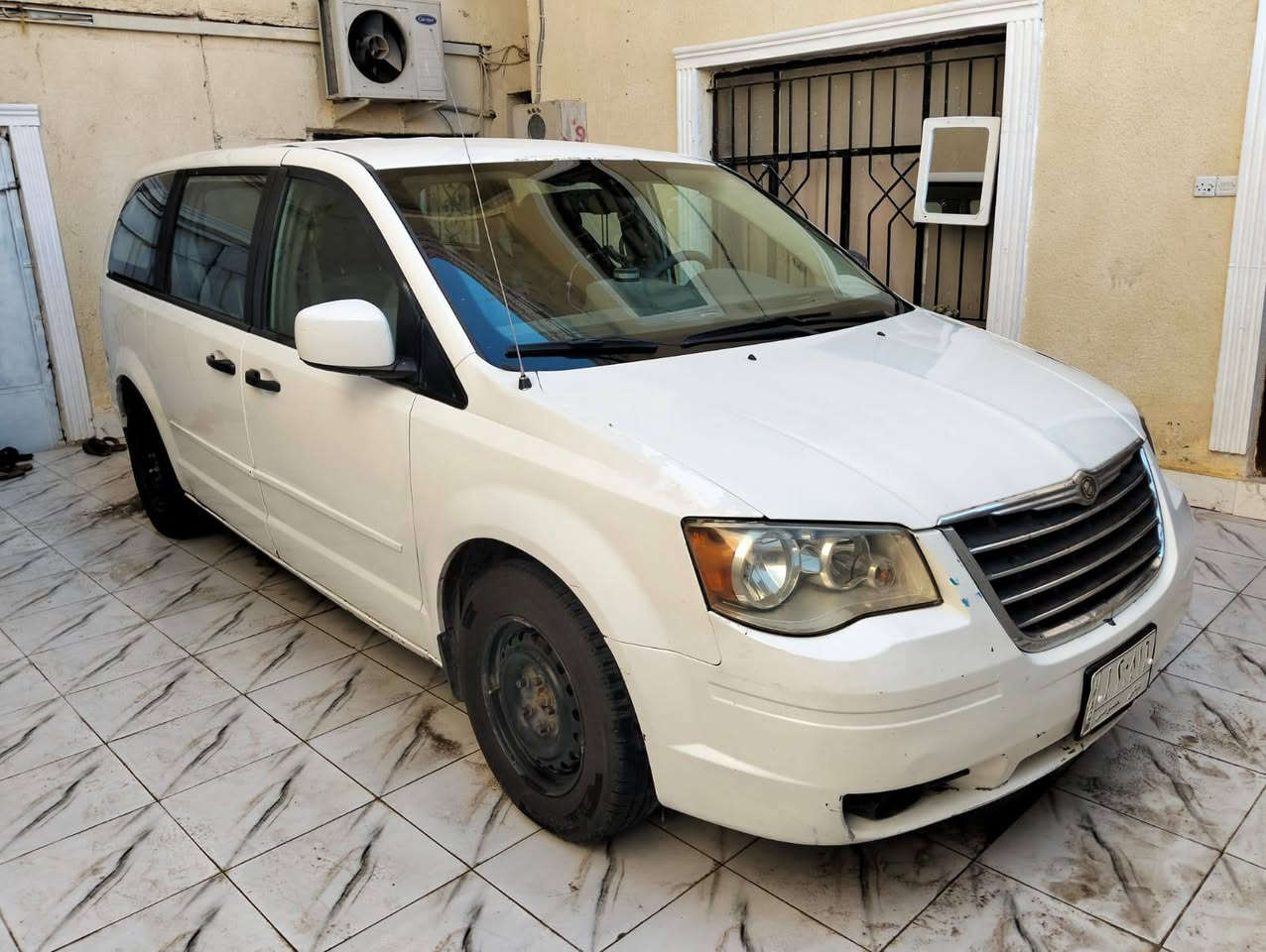 كلايسر
2008 سياره جديده كارتون 
ناصريه الاسكان الصناعي 
***********
السعر 110 بيها مجال
