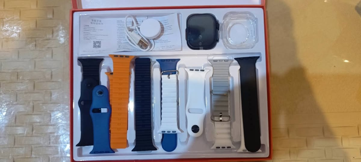 ساعه  smart  السعر 15 للاتصال على الواتساب *********** ويوجد توصيل كل المحافظات
