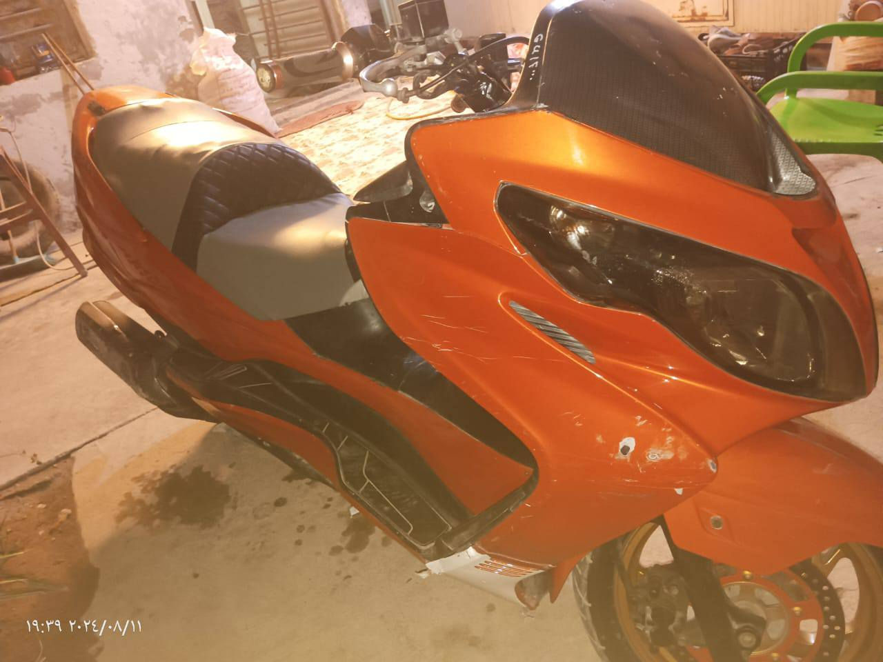 سكاي ولف.محرك 400 للبيع دراجه مكينتها بصفها يعني اشد وشقل بس الشراي يتصل ***********
