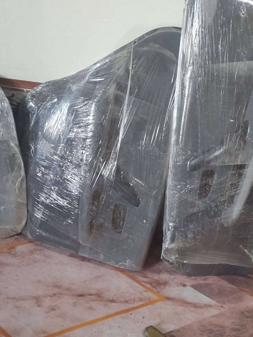 بطاين راس الثور فلات
السعر 150
مكان نجف ***********
