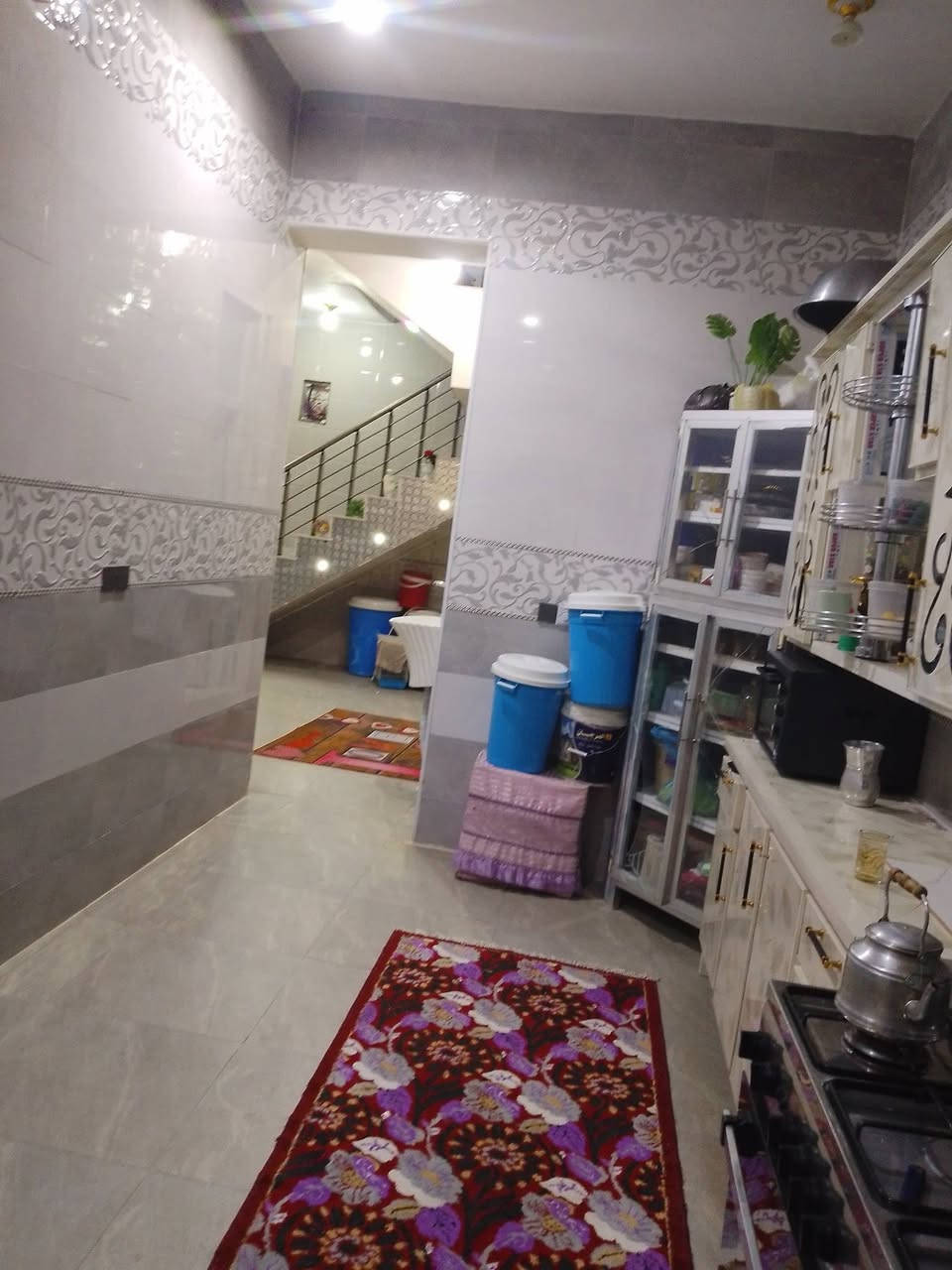 السلام عليكم بيت البيع الموقع العسكري المساحه 135قريب على شارع العام البيت طابقين مطلوب المصرف رافدين فرع قرطبه شراء دار مطلوب 55اتصال على رقم ***********
