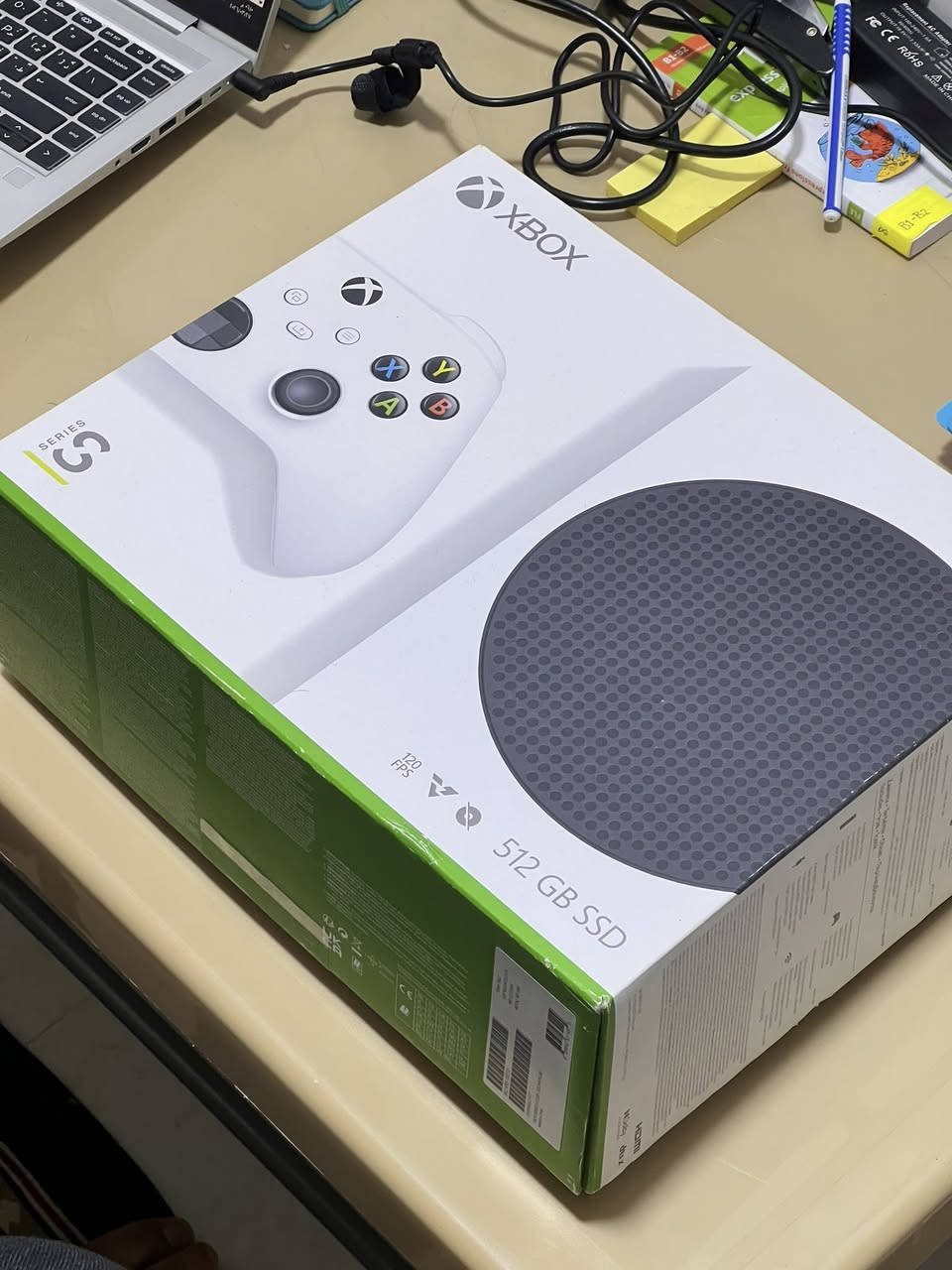 السلام عليكم خواتي 
جهاز اكس بوكس سيريس S 
جهاز نظافة 99% مع كامل ملحقات 
كارتونه استخدام شخصي قليل مع كيم باس موجود بي شهر السعر 400 وبي مجال مكاني كربلاء للاتصال    سبب البيع ما فارغ استخدمه ***********
