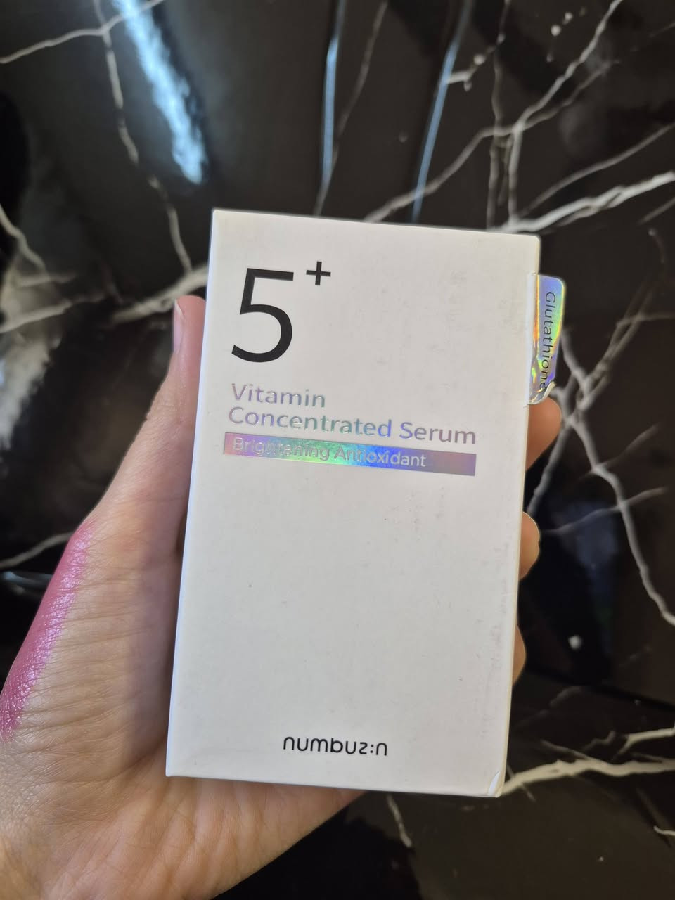 سيروم نبز 5+ | NABZ 5+ Serum
سر الجمال في الجمال
تركيبة فعالة تحتوي على
5 أنواع من الهيالورونيك أسيد
فيتامين B5 المغذي
مكونات مرطبة بعمق ومجددة للبشرة
الفوائد
ترطيب مكثف يدوم طوال اليوم
يعزز مرونة البشرة ويقلل الخطوط الدقيقة
يوحد لون البشرة ويمنحها إشراقة طبيعية
مناسب لجميع أنواع البشرة، حتى الحساسة
السعر ب٨.


**إذا كنت صاحب هذا الإعلان وتريد حذفه لأي سبب، رجاءا أرسل رسالة إلى الدعم الفني**