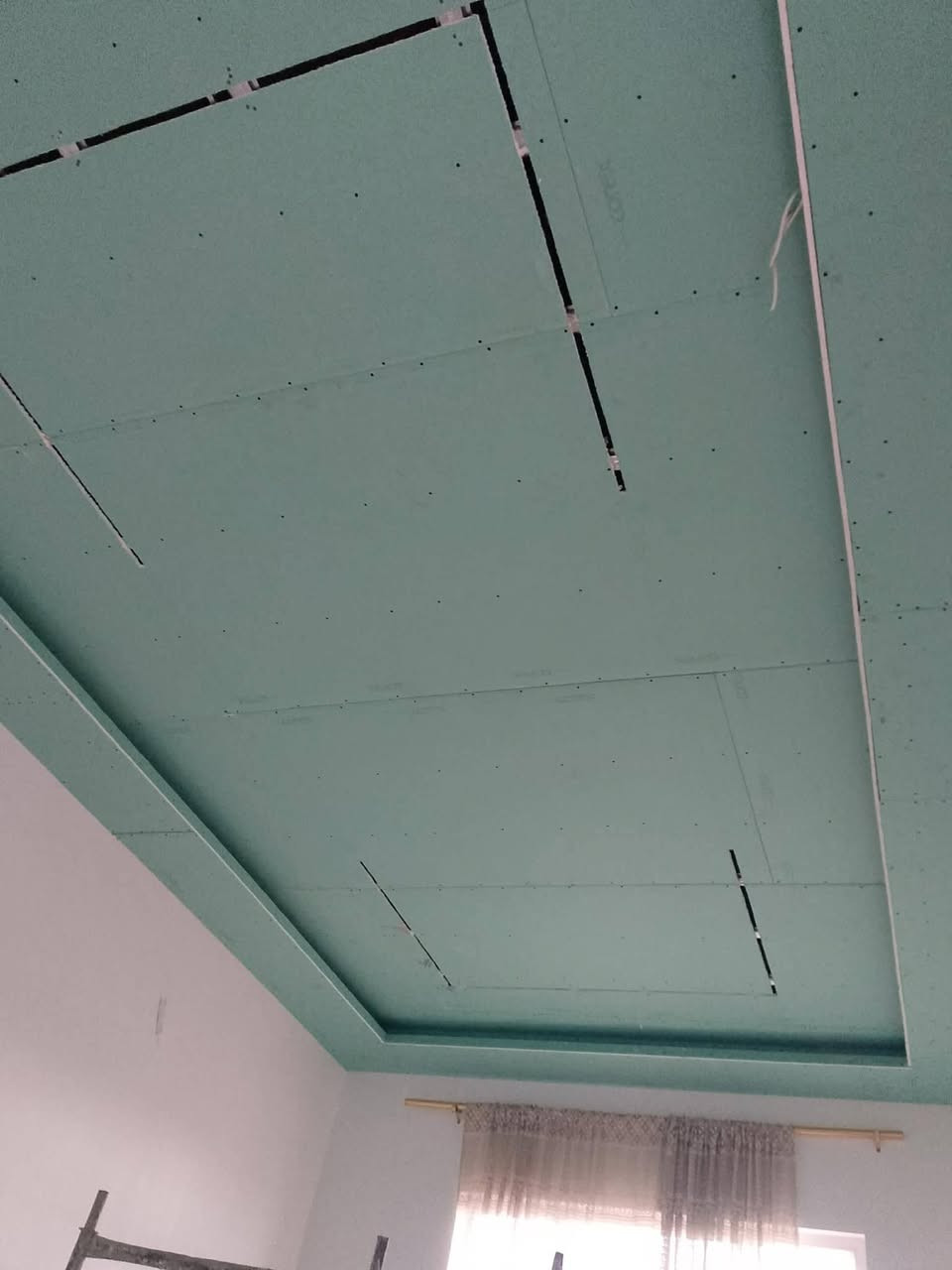 متوفر كادر جبس بورد طلس صبغ للستفسار اتصل علا ***********
