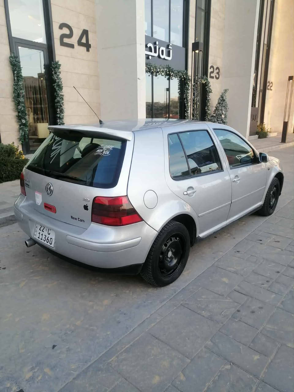 فؤكس واكن بؤ فرؤشتن موديل 2001 تؤماتيك ته بريد كيرو مه كينه ي به شه رت سئ به له ي به مبه ده عموليدراوي نيه ره قه هه ولير سه نه وي تا زه يه تا 2030 ته حويل برا وه خرا مه به شه رت يه ك دينار مه سره في تيا نيه سعري 45$وه ره قه و معا مه له بؤ زا نيا ري به يوه ندي بكه به 
***********يان*********** السليمانية, العراق
