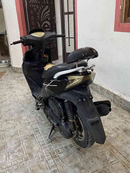 سلام عليكم دراجه ماكس للبيع بوشه 49 بلاد السعر 475 اللي يريد يتصل هذا رقمي(***********)
