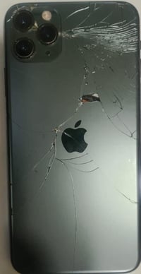 آيفون ١١ برو ماكس • ٢٥٦ جيجا • الحريه