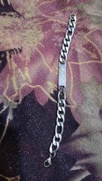 أسوار محفور • اسم كاظم • بغداد