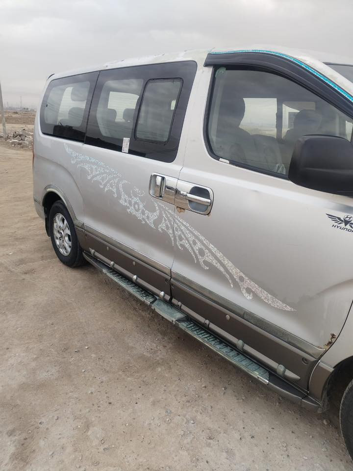 السلام عليكم ستاركس موديل ٢٠٠٩مسكر العنوان البصره كرمة علي ***********
