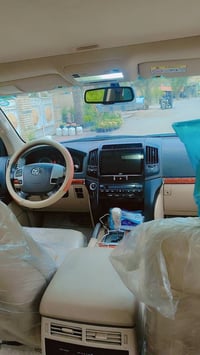 لاندكروزر موديل 15 شركة جيهان بيهه صبغ دعاميه أماميه وسونار موجود بيهه...