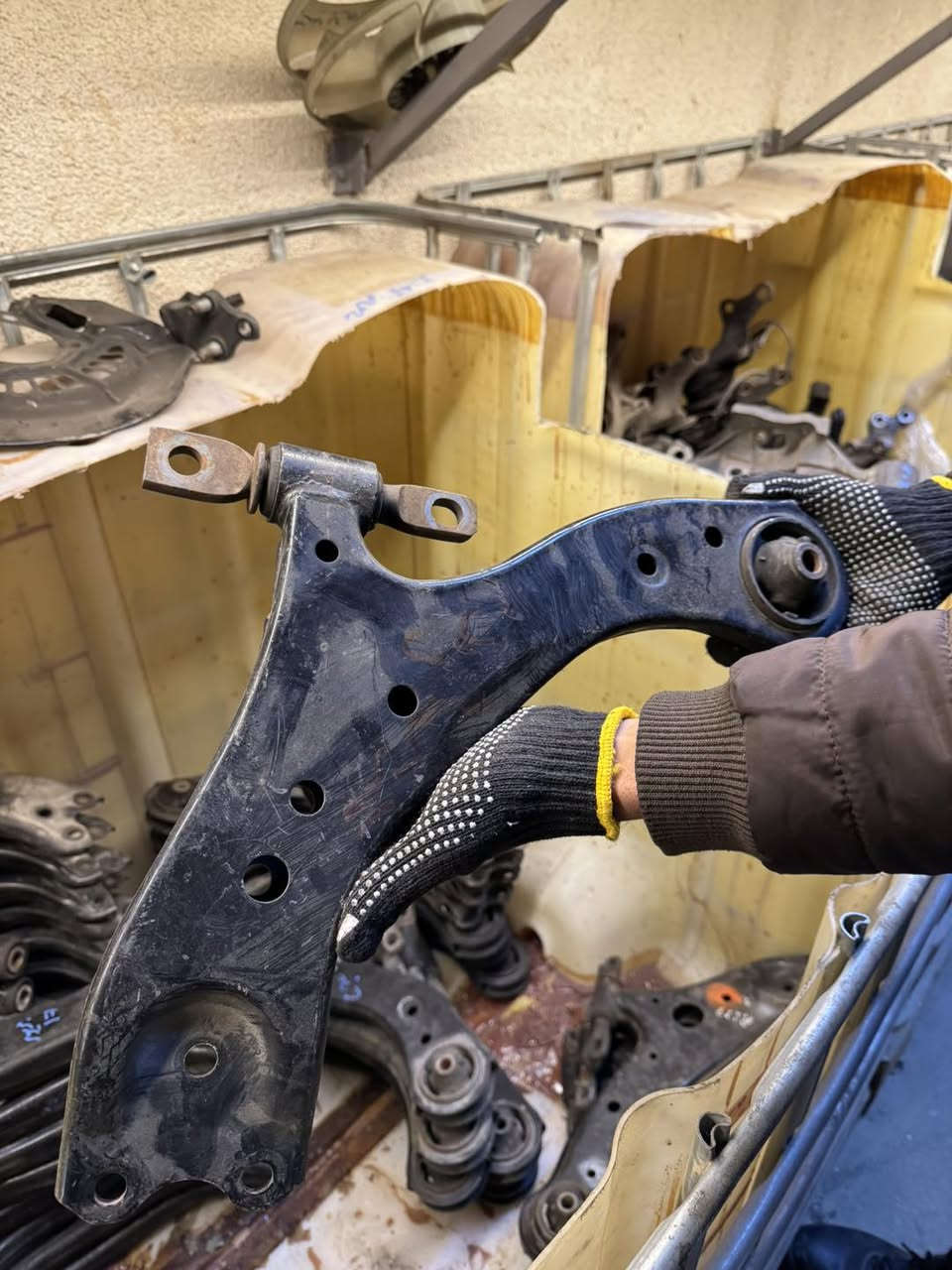 بدك قطعة أصلية بسعر أوفر؟ 😉
عنا قطع مستعمل أصلي بحالة ممتازة
✔ فحص كامل
✔ جودة مضمونة
✔ كفالة على كل قطعة

لا تغامر… خذها مضمونة 🔧


**إذا كنت صاحب هذا الإعلان وتريد حذفه لأي سبب، رجاءا أرسل رسالة إلى الدعم الفني**