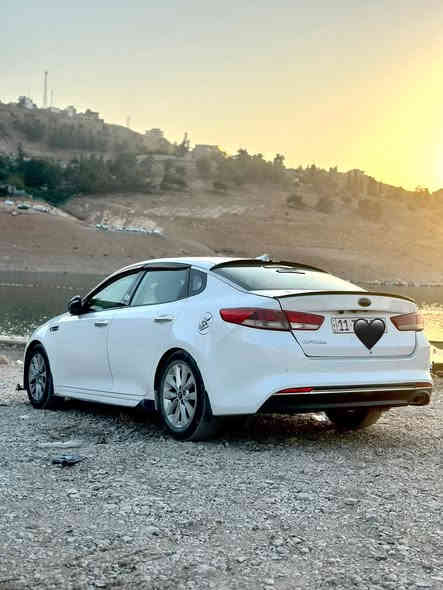 سلام عليكم للبيع 
كيا اوبتما 2016   Ex امريكي رقم بغداد الجديد بسمي سنويه لل 28  محرك 2400 gdi .. السياره بيهه اربع قطع صبغ  بدون لا تكم ولا شي  
 سياره حادثهه خلفي بدووون ايرباك كلهم سليمات بدون  لا لغوود ولا شواصي كلهه مكفووله 
مواصفات 
- شاشه  car play  
- بصمه + تشغيل عن بعد 
- كامره خلفيه دواره
- تحكم ستيرن جهتين 
- ٣ مودات قياده
- نظام ABS
- مثبت سرعه Cruse
- مري شفط + ترحيب
- نقطه عمياء
- حساسات
السياره جديده وعليهه ادامه تايرات جدد وتبريد كله جاهزز
وبالخير ع الياخذهه …
سعر  125 وبيهه مجال بسيط .. مكاني بغداد حي جهاد 
***********
