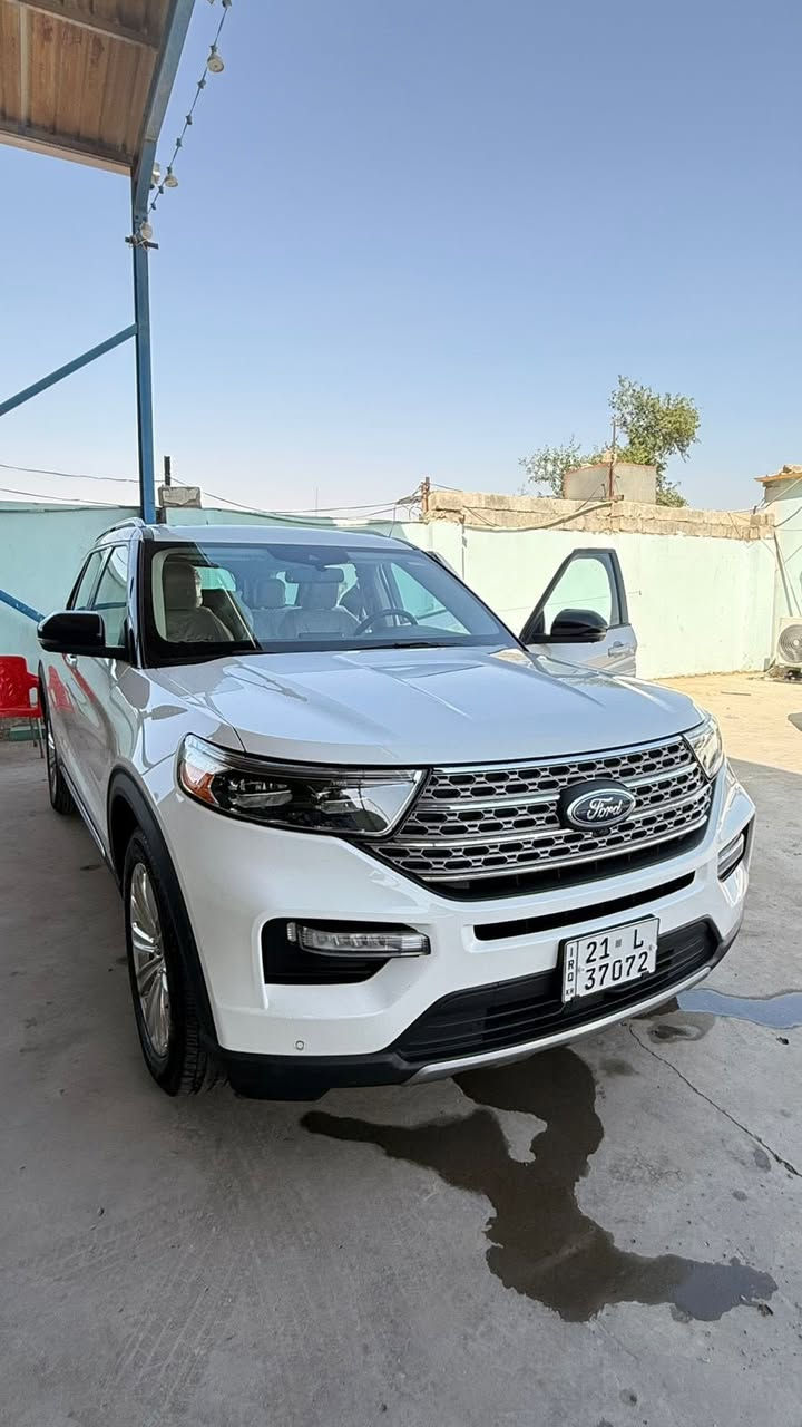 فورد اكسبلور  خليجي 
وكالة القاصد 
كفالة عامه وعلى ايدي من الشركة 
ماشيه 26 الف 
فئة لمتدد يعني فول 
محرك 2300 ايكو بوست اقتصادي وقوي 
السياره غنيه عن التعريف 
اكرر كفالة عامه خليجي 
رقم سليمانية بأسمي 
السعر 370 وبيها مجال بسيط 
فدوه اروحلكم لتقيس على الوارد كلشي بسعره الوارد بسعر والخليجي بسعر 
مكانها سليمانية 
للاستفسار ***********
