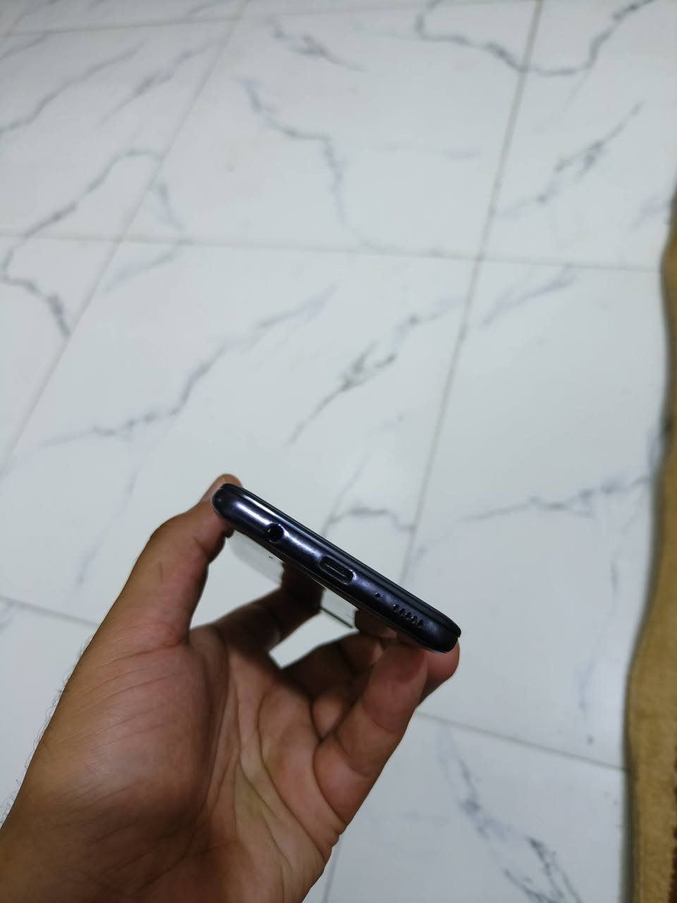 سامسونك A31
ذاكرة 128 جهاز نضيف مابي عطل 
بصمه مدمجة بل شاشه 
صوته كامراته شحن تايب سي يدعم الشحن السريع 
مكاني الناصرية مركز السعر 85 الف فقط


**إذا كنت صاحب هذا الإعلان وتريد حذفه لأي سبب، رجاءا أرسل رسالة إلى الدعم الفني**