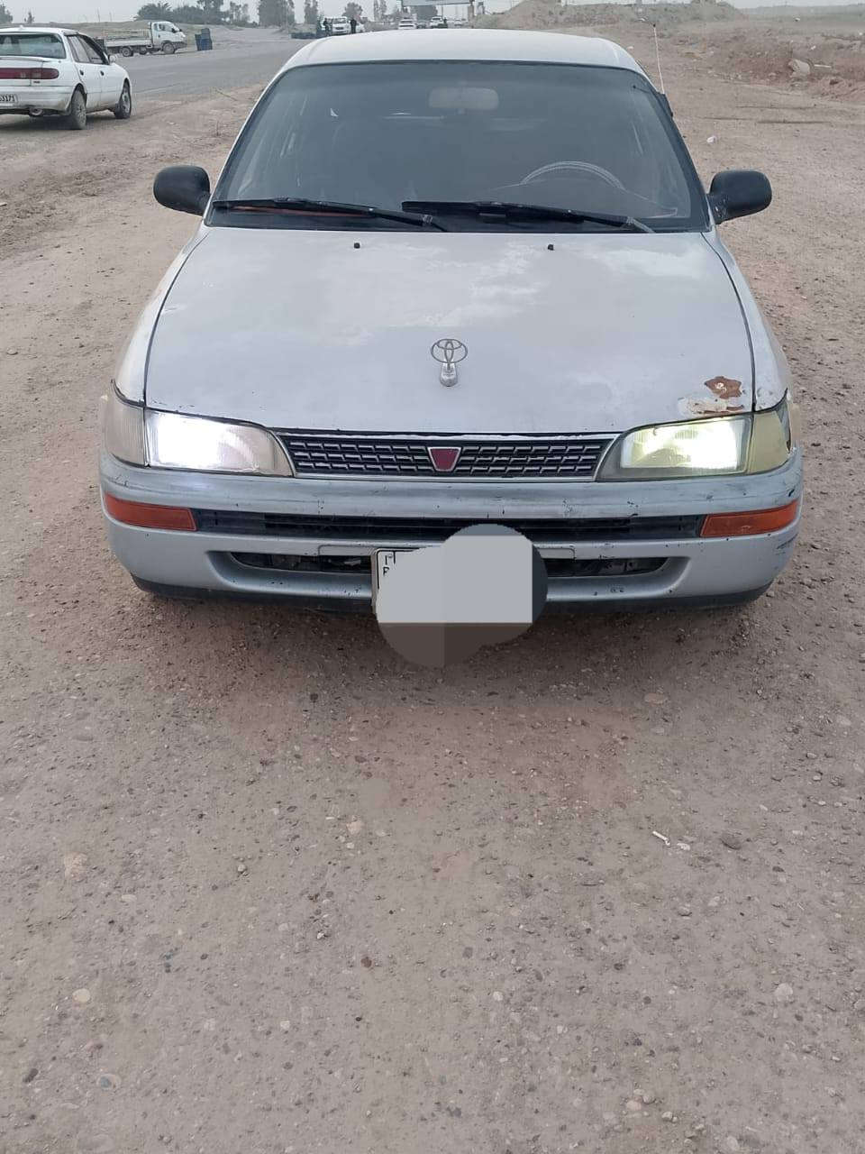 يالله سياره كورله مويل ١٩٩٣  كير ومحرك وحداديه تبريد شغال. بيها قطعتين صبغ. السعر ٥٠ مكلف بنشر ***********
