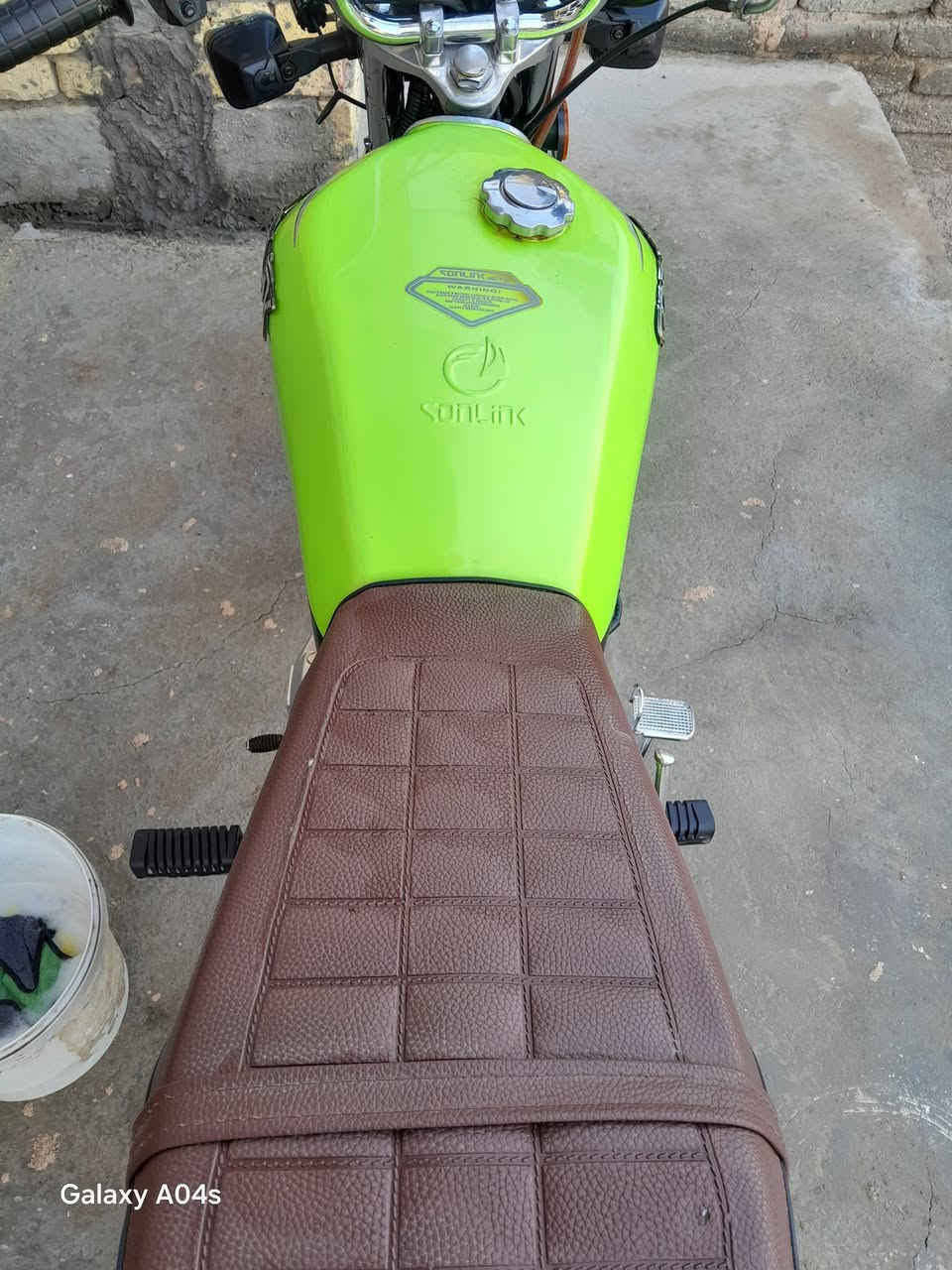 للبيع ٢٣ جديده السعر ٧٠٠ قفل بدون عمله بابل ورديه ***********
