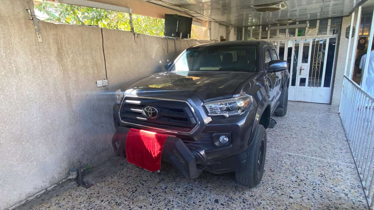 تويوتا تاكوما موديل 2021 

رقم بغداد تحويل مباشر 

مكينه 6 سلندر 

حجم 3.5 كير اوتوماتيك 

شاشة كبيرة مع كامرة خلفية 

كشن كهربائي

رادار

كير مكينه صدر تبريد بلادي

فقط تبديل جامغ يسار

المكان بغداد البلديات

السعر 250

☎️0771 691 3169☎️
