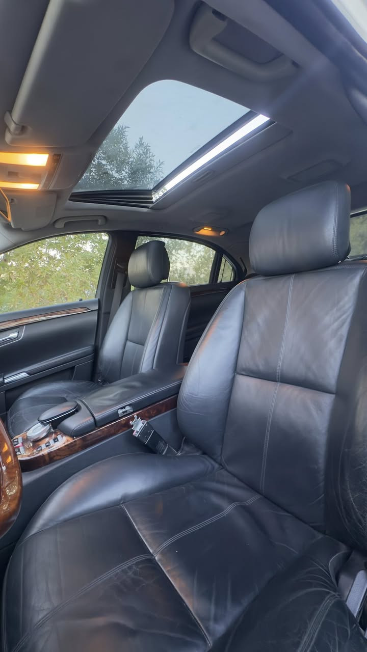 *************************************************
للبيع مارسدس s550 L (ادوات) (ادوات) (ادوات)
باب طويل وارد يابان 2009
ماشيه 116000
داخل جلد اسود 
4 بيبان شفط
5 بردات
ويل amg
فچوچ amg
كت amg
فتحه سقف 
جام بولورايس
4 كشنات كهرباء
تدفئه بالمقاعد
سترين كهرباء 
جام اوتو 
مكينه و كير مكفولات
السياره كفاله عامه من سرقه و انتربول و عشائر 
اشاير بالمري
تخم تاير
حداديه جديده
************************************************* 
السياره خير من الله و احلا من الصور 
و السياره جديده بمعنى الكلمه 
سعر السياره 105 و بيها مجال (قابل للتفاوض) 
متواجد على الفيس 

للاستفسار 
***********
