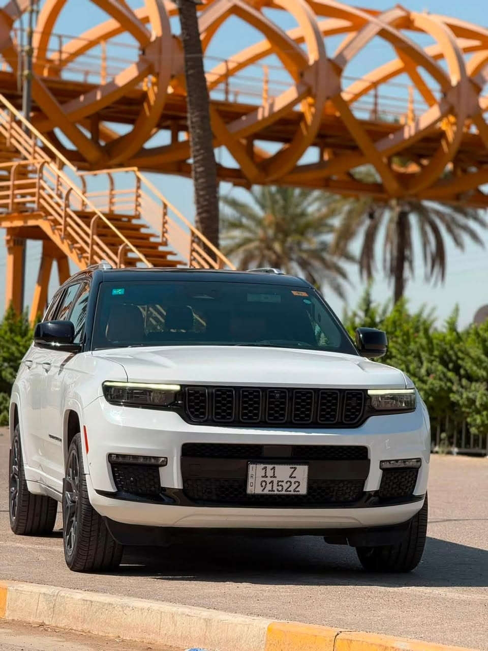 للبيع
‏Jeep Summit 2023 

جيب سوميت 2023 – 

•   🛣️  المسافة المقطوعة    - 37 K

------------------------------------------------------------ 
✅ المواصفات :

موصفات خيالية شكو ابالك موجود بيها 
-مساج
-تدفئة 
-تبريد 
-بانورما 
-دادشو 
-ثلاث شاشات امامية و 2 شاشات خلفي و 5كامرات داخليه 
-منظور ليلي رادارد قيادة شبة ذاتية فول يعني 
-خزن بل كشنات 
-ستائر خلفية 
-نظام تعليق هوائي 
-مراية كامرة 
-وضعيات قيادة 
-سماعات بوز 
-كراسي منفصله 
وبعد هواي موصفات الكل يعرف هذا فئة ما ينقصة اي شي من موصفات 

الرقم ؛.   ***********

